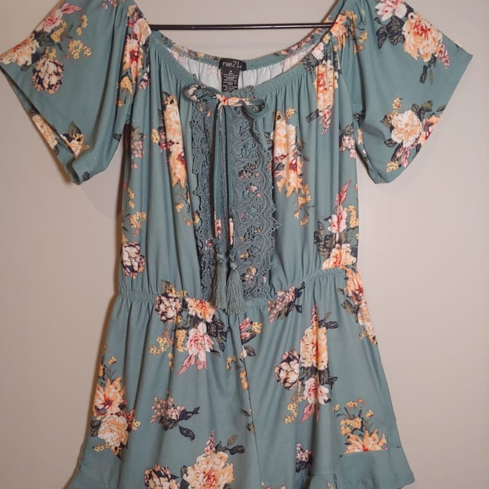 rue21 Teal Floral Short Sleeve Romper with Crochet